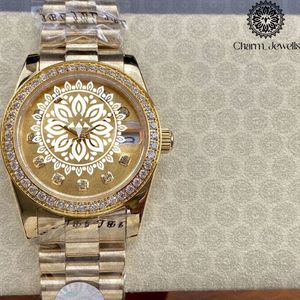 Reloj de Lujo Charm_Jewells, Rectangular, Dorado, 38mm, Analógico, Cuarzo, Bisel con Diamantes, para Hombre - Product Image 4