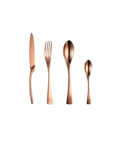 Ensemble de couverts en métal exclusif avec surface polie, adapté aux dîners de luxe et à la décoration de table de restaurant - Product Image 2