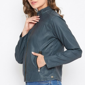 Veste de motard en cuir véritable pour femme, style Café Racer, col matelassé, coupe ajustée, en peau d'agneau, vente en gros personnalisée - Product Image 3