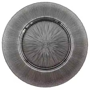 Assiette de Présentation de Luxe en Fer Décorative pour Collections de Vaisselle Haut de Gamme - Product Image 4