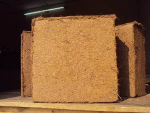 Bloque de Fibra de Coco Orgánica Comprimida, Rectangular, para Plantación, Cultivo y Macetas, Alto Rendimiento, Calidad Superior, 5 kg, para Jardín - Product Image 6
