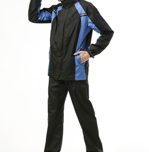 Conjunto de Chaqueta y Pantalones Impermeables con Capucha de Alta Calidad para Hombre, Marca OEM, para Viajes al Aire Libre - Product Image 4