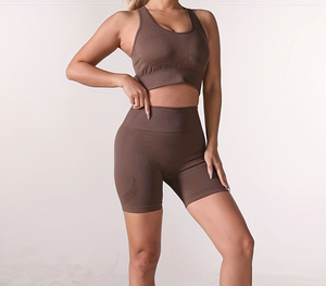 Ensemble de yoga sans couture personnalisé pour femme : soutien-gorge de sport et tenue d'entraînement taille haute respirante et extensible pour la course et l'entraînement - Product Image 1