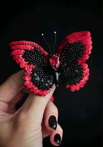 Artistic Floral Beaded Embroidery Brooch Handmade Decorative Jewelry Gift for <b>Women</b> and Girls - Product Image 3