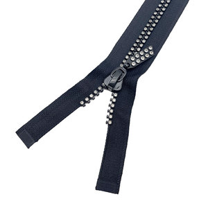 Échantillon Gratuit – Fermeture Éclair Décorative à Bout Ouvert avec Strass et Diamants, Fermeture Éclair en Plastique Décorative Fabriquée - Product Image 4