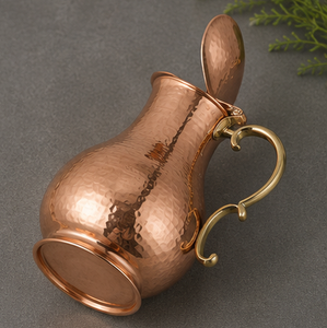 Carafe en cuivre martelé artisanal avec poignée, style vintage, vaisselle de style ancien, carafe turque vintage de haute qualité et grande capacité - Product Image 1