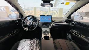 BYD E2, Auto Eléctrico con 405 KM de Autonomía, Versión de Lujo - Product Image 4