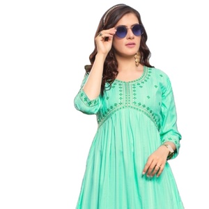 La última y elegante colección de Rayon Kurtis para mujer con bordado pesado Alia Cut para mujer - Product Image 2