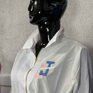 Veste de moto pour femme Jack and Jill, style peplum, blanche, fermeture éclair sur le devant, broderie décontractée, doublure en coton, veste élégante - Product Image 2