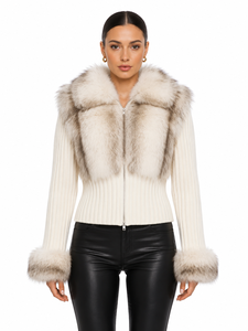 Cardigan de luxe pour femme en maille côtelée ivoire avec bordure en fausse fourrure – Veste d'hiver élégante à fermeture éclair – Manteau en maille haut de gamme - Product Image 1