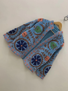 Veste Suzani brodée florale bleue 100% coton manteau court été hiver veste avec broderie - Product Image 3