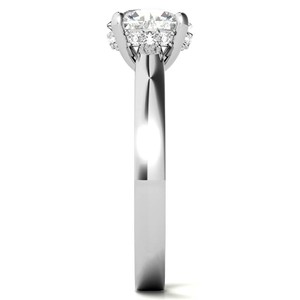 Anillo de Compromiso Premium con Moissanita de Corte Brillante Redondo de 1.3 Quilates, Anillo de Propuesta de Oro Blanco Sólido de 10K con Halo Oculto, Anillo de Boda - Product Image 5