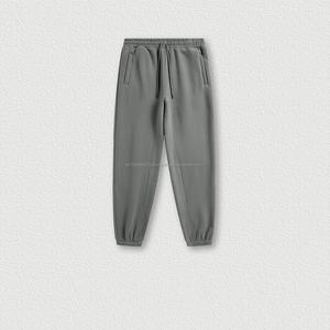 Ensemble de sweats à capuche à fermeture éclair pour hommes ODM, poids lourd, avec sweats à capuche à motif uni tricoté et pantalon à jambes larges, poches utilitaires et style délavé - Product Image 5