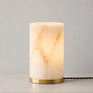 Lampe de table en marbre, design minimaliste rond, décoration intérieure pour salon, luminaire moderne pour la maison - Product Image 4