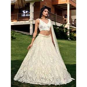 Fabulous Off-White Lentejuelas Red Tradicional Lehenga Choli Con Dupatta - Product Image 6