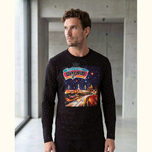 Camiseta de Punto Negra de Manga Larga con Cuello Redondo y Estampado de los San Antonio Spurs para Hombre, Corte Regular, Estilo Casual - Product Image 2