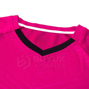 Uniforme de Fútbol Sublimado al por Mayor, Duradero y Transpirable, Ropa Deportiva para Equipos Competitivos, Personalizable, de Poliéster - Product Image 2