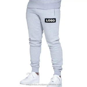Ensemble de jogging à capuche brodé en 3D chenille avec logo personnalisé Survêtement pour homme de haute qualité 100% coton épais survêtement de maternité - Product Image 3