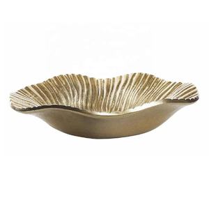 ชามช็อคโกแลตดีไซน์ดอกไม้สีทองขัดเงา ขายดี ผลิตจากอะลูมิเนียม สำหรับโต๊ะอาหารทันสมัย เหมาะสำหรับตกแต่งบ้าน โรงแรม ร้านอาหาร - Product Image 4