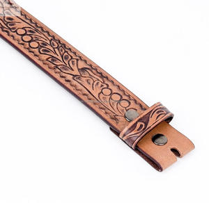 Cinturón de herramientas de cuero occidental con relieve floral de mano de obra de calidad para hombres y mujeres en el Fabricante Mayorista India - Product Image 3