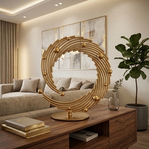Sculpture Circulaire en Métal Plaqué Or, Décoration Artistique Art Déco pour Table, Faite à la Main, Design Géométrique Abstrait, Idéale pour l'Entrée dans une Nouvelle Maison ou Diwali - Product Image 4