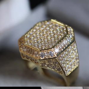 แหวนแต่งงานเงินแท้ 925 ชุบทองคำขาว ขนาดใหญ่ ประดับเพชรทรงบาแกตต์ สไตล์ฮิปฮอป ของขวัญสำหรับทุกเพศ |   แหวนครบรอบแต่งงานประดับเพชรแบบไอซ์ดีมอนด์ - Product Image 3