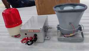 Bocina Industrial CMK para Grúa EOT, Bocina Electrónica PROGRAMABLE/GRABABLE con Luz Intermitente - Product Image 3