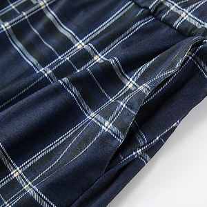 Ensemble T-shirt à manches courtes et short décontracté pour homme Rose Riviers International – Style urbain respirant 2 pièces couleur unie pour l'été - Product Image 2