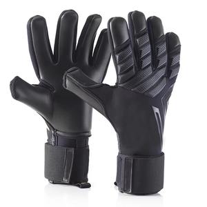 Gants de gardien de but de football à forte adhérence avec protection des doigts, gants de gardien de but en latex, en vente - Product Image 1