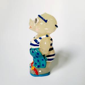 Statues en résine de petit cochon marin de haute qualité superbe Style culturel pour la décoration de bureau à la maison en gros du Vietnam - Product Image 2