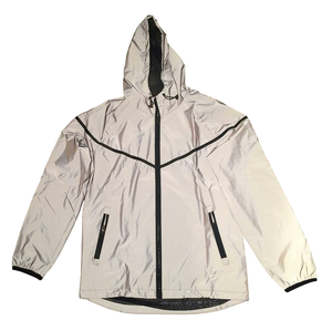 Blouson bomber holographique personnalisé avec fermeture éclair, finition métallique brillante, vestes tendance streetwear pour hommes - Product Image 6