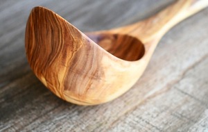 Cuillères en bois sculptées à la main, mini-cuillères de service fantaisie, ustensiles rustiques faits à la main et idée cadeau unique - Product Image 6