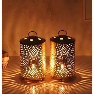 Elegant Gold Finish Metal <b>Hurricane</b> <b>Lantern</b> Contemporary Indoor Outdoor Candle Holder For Hospitality And Home Decor Supplier - Product Image 4