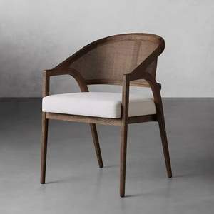 Sillón de Madera de Teca con Tejido de Ratán Natural y Asiento Acolchado para una Comodidad Interior Relajante - Product Image 1