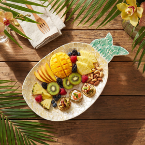 Bandeja de Nácar con Diseño de Piña, Plato Decorativo de Conchas con Mosaico Tropical, Plato para Joyas Artesanal Premium y Servidor de Frutas de Verano - Product Image 3