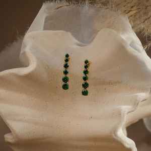 Pendientes colgantes de oro esmeralda, plata de ley 925, chapados en oro de 14 quilates, regalos de cumpleaños para ella, joyería de boda - Product Image 6