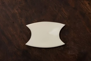 Artisanat naturel écologique fait main en os de vache, enrouleur de fil de type navette de forme ovale, style moderne et de collection FAIZA CRAFT - Product Image 2