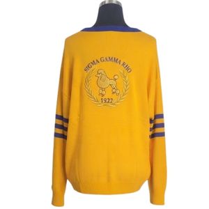 เสื้อคาร์ดิแกนถักปักลายโล่ห์ Sigma Gamma Rho แบบสั่งทำพิเศษ ดีไซน์หรูหรา ติดกระดุมด้านหน้า แขนยาว แฟชั่นลำลอง สวมใส่เป็นเลเยอร์ได้ - Product Image 2
