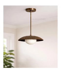 Suspension LED contemporaine style Mid-Century Modern en laiton avec abat-jour en métal en forme de dôme, hauteur réglable, intensité variable, blanc chaud, télécommande, protection oculaire - Product Image 1