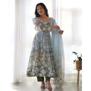 Vestido de fiesta de mujer Anarkali talla XS de diseñador con colgante y Dupatta - Product Image 5