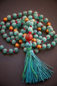 ลูกประคำเรซิ่นเงางามสวยงาม ทำด้วยมือ 99 เม็ด สำหรับการละหมาดประจำวันของชาวมุสลิม ลูกประคำเรซิ่นทำมือสำหรับการสวดมนต์อิสลาม - Product Image 2
