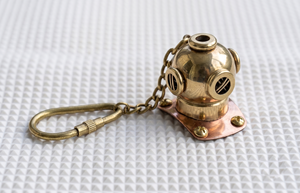 Llavero de Casco de Buceo Vintage de Latón, Colgante Redondo de Metal con Cadena, Base de Cobre, Artículo Decorativo de Regalo - Product Image 4