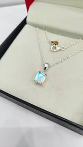 Pendentif Opale Mystique Taille Émeraude en Argent Sterling 925, Collier Opale Multicolore Fait Main, Bijou Statement, Cadeau pour Elle, pour Enfants - Product Image 3