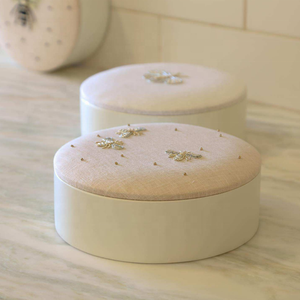 Boîte à dessert personnalisée faite à la main avec motif floral, doublure en lin, broderie de paillettes, logo personnalisé, cadeaux de mariage, cadeaux festifs, bonbons du Ramadan, gâteau - Product Image 4