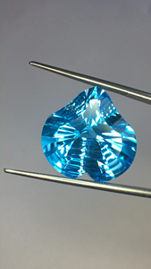 Natural Loupe Clean Blue Topaz laser round cut AAA quality with AAA luster perfect making and polishing available at <b>cheap</b> price - Product Image 5