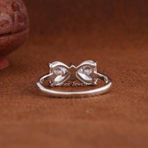 Anillo Romántico de Diamantes con Corte Corazón, Plata de Ley 925, Doble Piedra, Estilo Lazo, Joyería Fina - Product Image 4