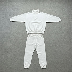 Nuevo Conjunto Deportivo para Hombre con Capucha 100% Algodón, Color Sólido, Logotipo Personalizado Serigrafiado, Ropa Deportiva Cómoda y Transpirable - Product Image 4