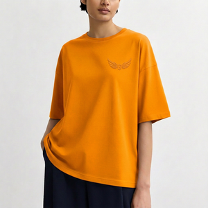 Camiseta Azul Oversize de Manga Corta con Logotipo de Ala en Relieve en la Parte Delantera, Estilo Casual de Punto con Cuello Redondo para Hombre - Product Image 6
