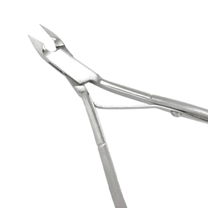 Coupe-ongles professionnel en acier inoxydable, lame courbée, pointe acérée, outil de manucure et de pédicure, fabricant au Pakistan - Product Image 6