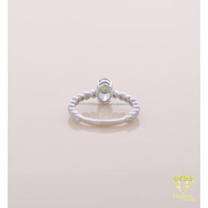 Bague de fiançailles vintage en or blanc avec accent de moissanite bleue taille marquise pour femme - Product Image 4
